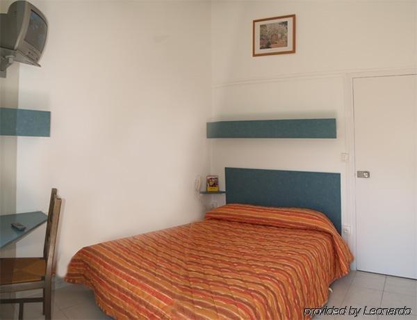 Brit Hotel Lyon Nord Dardilly Δωμάτιο φωτογραφία